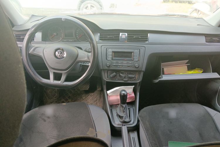 Used Volkswagen Santana 2021 1.5L Automatic Fashion Edition Center Console
