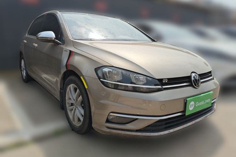 Used Volkswagen Golf 2018 1.6L Automatic Comfort Model Front Right 45 Deg