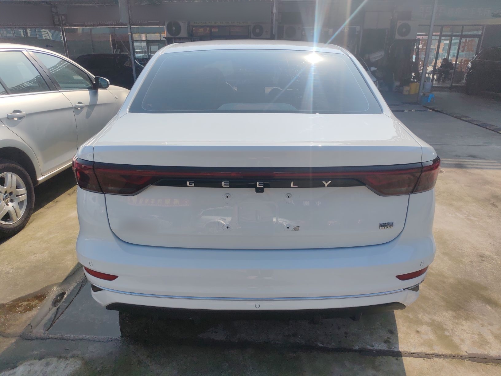 Geely Auto Emgrand 2023 4th Generation Champion Edition 1.5L CVT Prestige Model — снимка 3