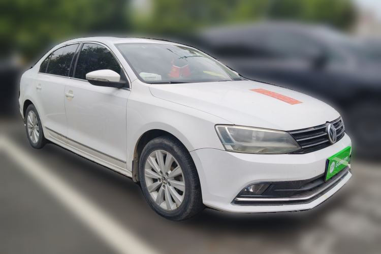 Used Volkswagen Sagitar 2015 1.6L Manual Comfort Model