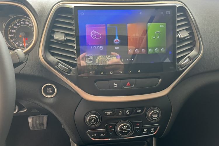 Used Jeep Cherokee 2016 2.4L Professional Edition