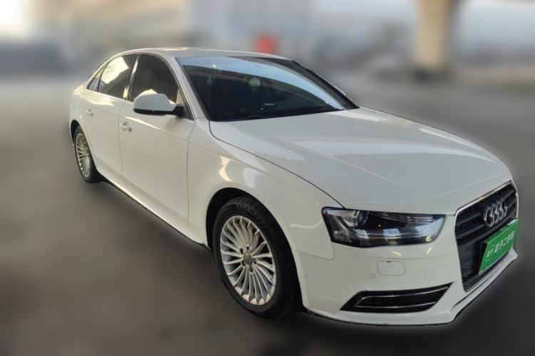 Used Audi A4L 2015 35 TFSI Automatic Comfort Model Front Right 45 Deg