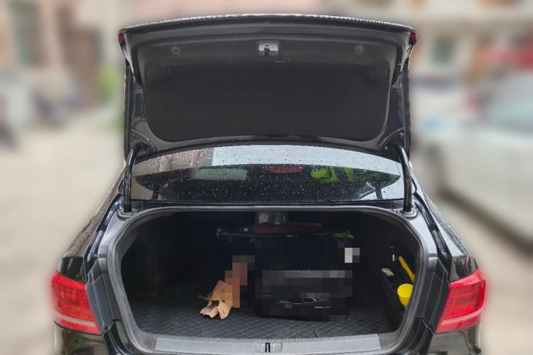 Used Volkswagen Magotan 2012 Revised Version 1.8TSI Leading Edition
