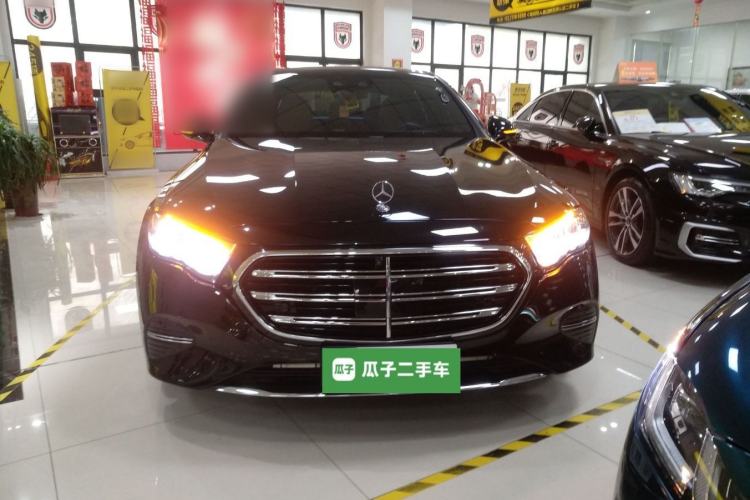 Used Mercedes-Benz E-Class 2024 Facelift E 300 L Luxury Edition
