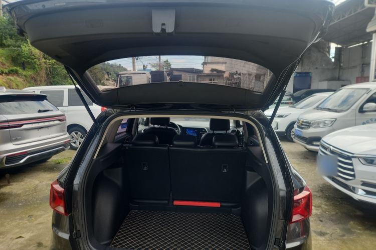 Used Jetta VS5 2022 280TSI Automatic Trendy Pro Version Trunk