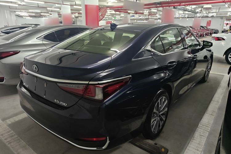 Used Lexus ES 2023 200 Excellence Edition