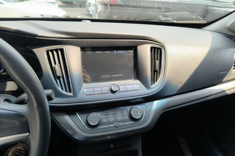 Used Roewe 360 2015 1.5L Automatic Luxury Edition