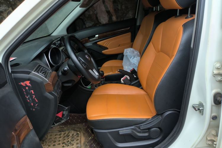 Used BAIC Weiwang S50 2016 1.5T Manual Joyful Elite Edition Left Front Seat