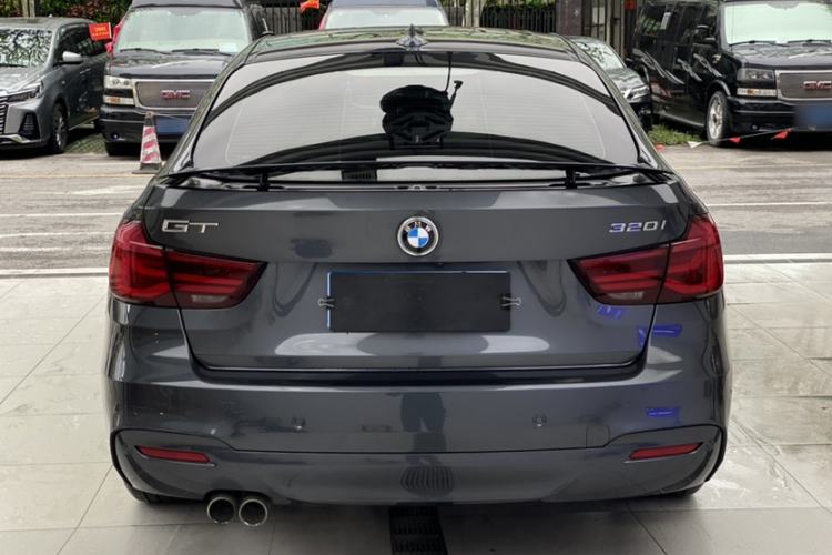 Used BMW 3 Series GT 2019 320i M Sport Package Exterior 4