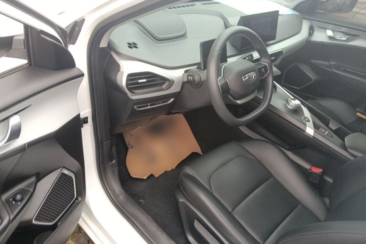 Used Geometry A 2024 410KM Travel Edition
