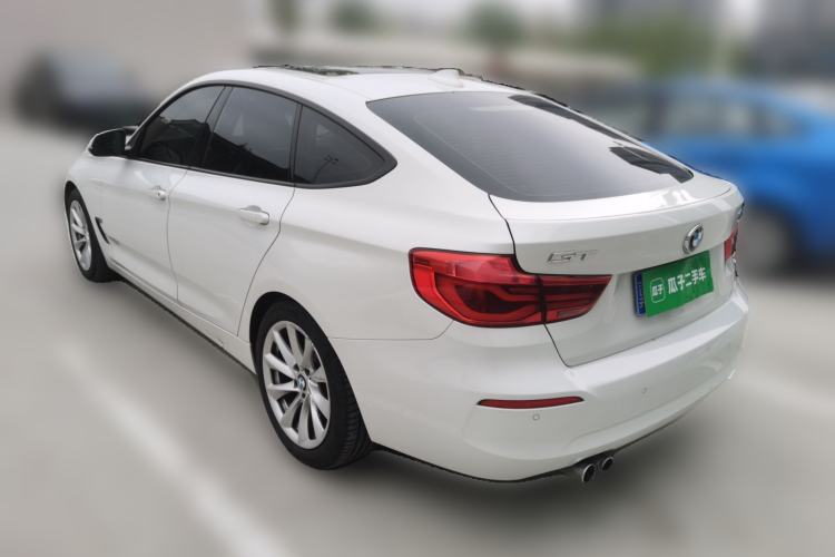 Used BMW 3 Series GT 2019 320i Sport Edition Rear Left 45 Deg