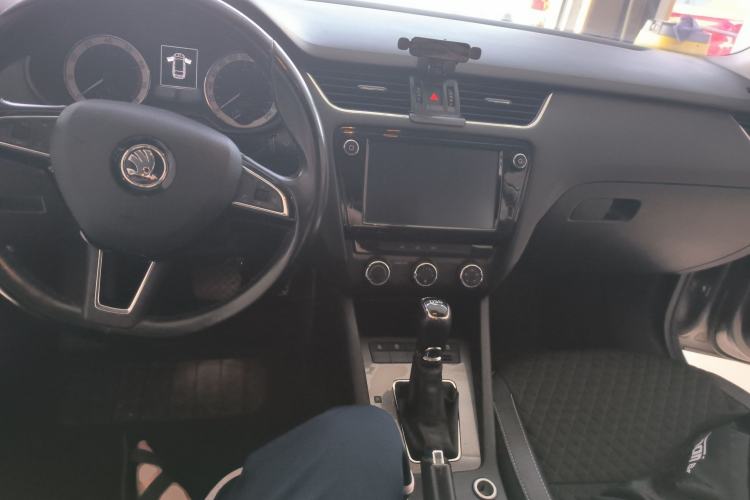 Used Skoda Octavia 2018 Station Wagon TSI230 DSG Luxury Edition