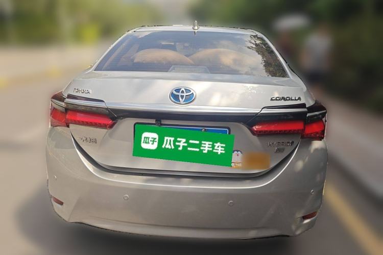 Used Toyota Corolla 2016 Dual-Engine 1.8L E-CVT Elite Edition
