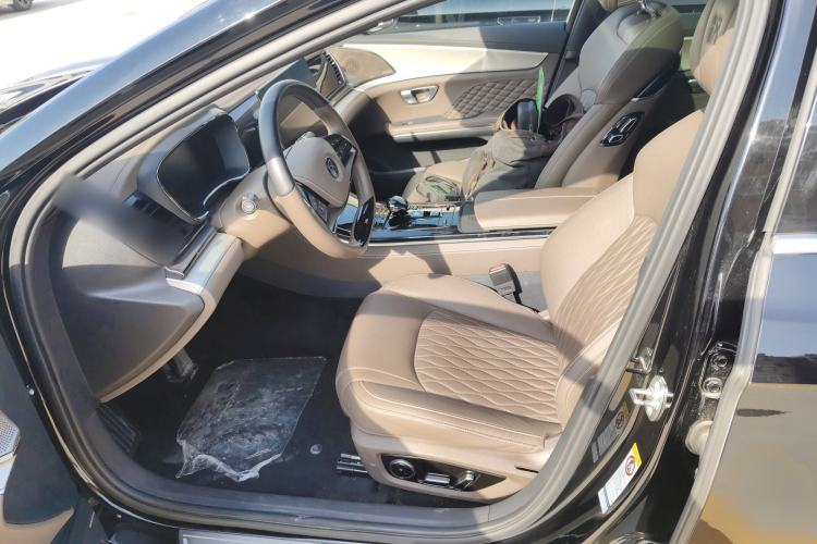 Used BYD Han 2024 EV Glory Edition 605KM Front-Wheel-Drive Premium Model