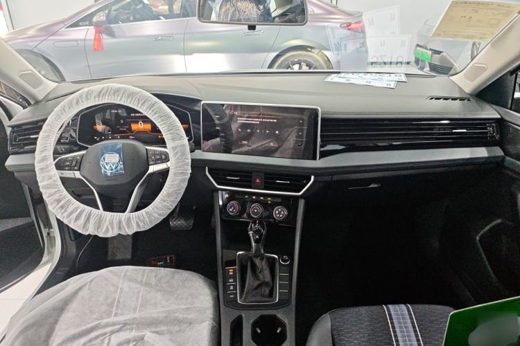 Used Volkswagen Sagitar 2025 Facelift 200TSI DSG Flyover Edition
