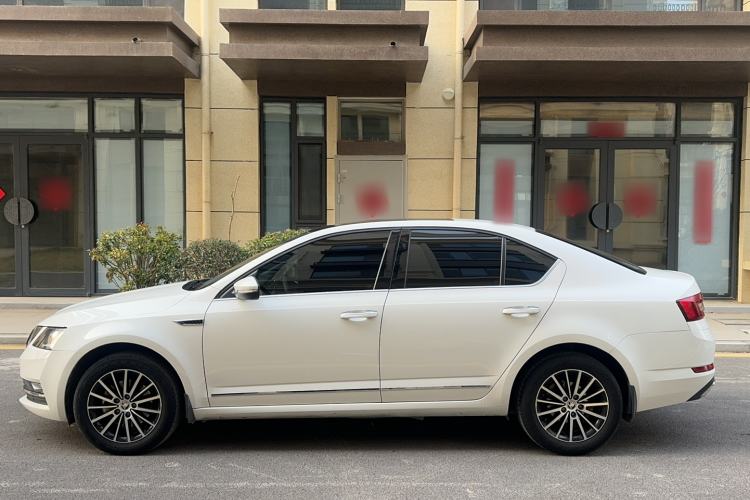 Used Skoda Octavia 2019 TSI230 DSG Luxury Edition
