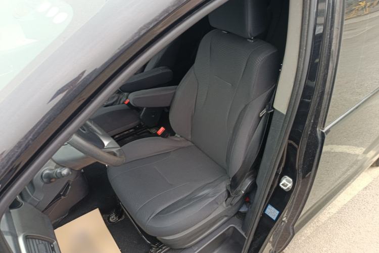 Used JAC Refine M4 2021 2.0L Manual Comfort Edition