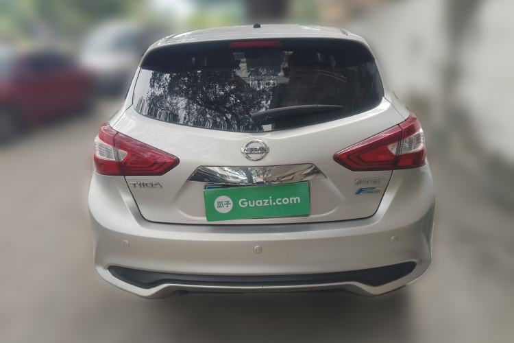 Used Nissan Tiida 2016 1.6L CVT Cool Dynamic Edition