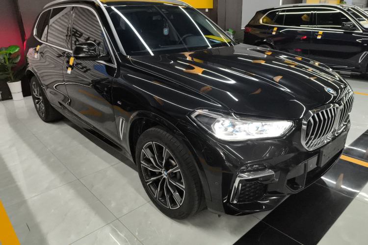 Used BMW X5 2022 Restyled xDrive 30Li M Sport Package
