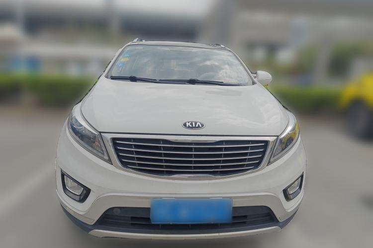 Used Kia Sportage R 2015 2.0L Automatic Two-Wheel Drive DLX Model Front