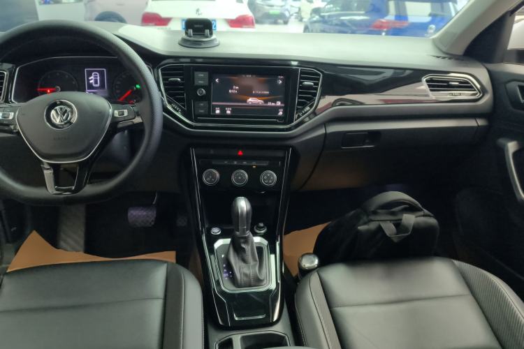 Used Volkswagen T-ROC 2019 280TSI DSG Two-Wheel Drive Comfort Version China VI Standard