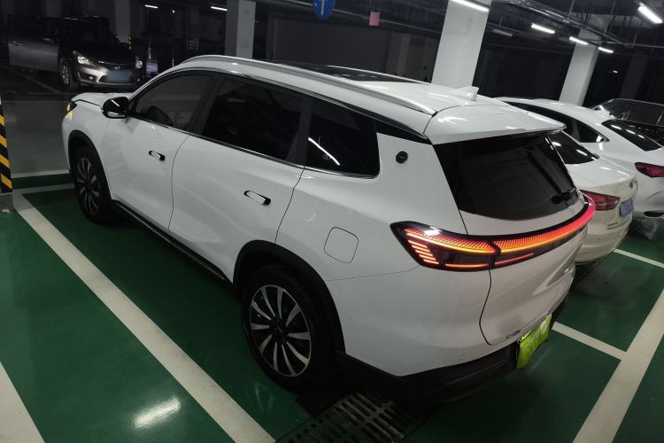 Used Chery Fengyun T8 2025 1.5T 130 km Luxury Edition 5-Seater
