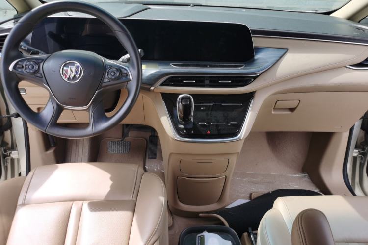 Used Buick GL8 2020 ES Land Cruiser 653T Luxury Model Center Console