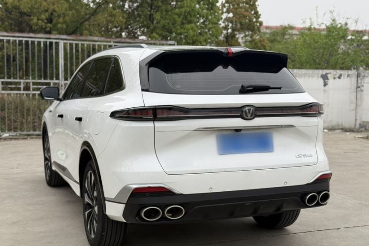 Used CHANGAN CS75 PLUS 2025 4th Generation UItra 2.0T New Blue Whale – Smart & Powerful Version Exterior 3