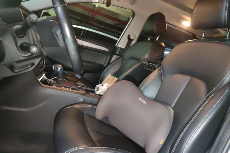 Used Roewe RX5 2019 20T Two-Wheel Drive Automatic Ali Smart Connectivity Platinum Edition
