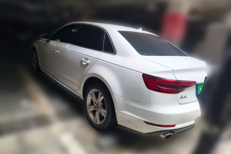 Used Audi A4L 2017 Plus 40 TFSI Ambition Model Rear Left 45 Deg