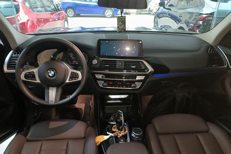 Used BMW X3 2021 xDrive25i M Sport Package Center Console