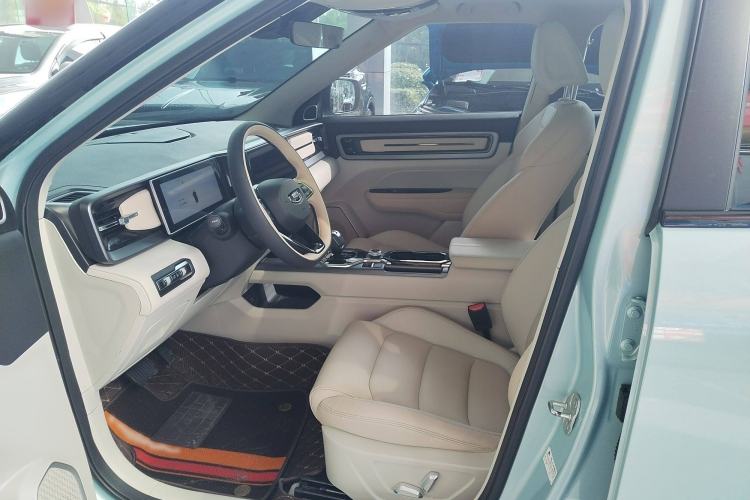 Used Geely Auto icon 2023 1.5TD Chocolate Luxe Edition