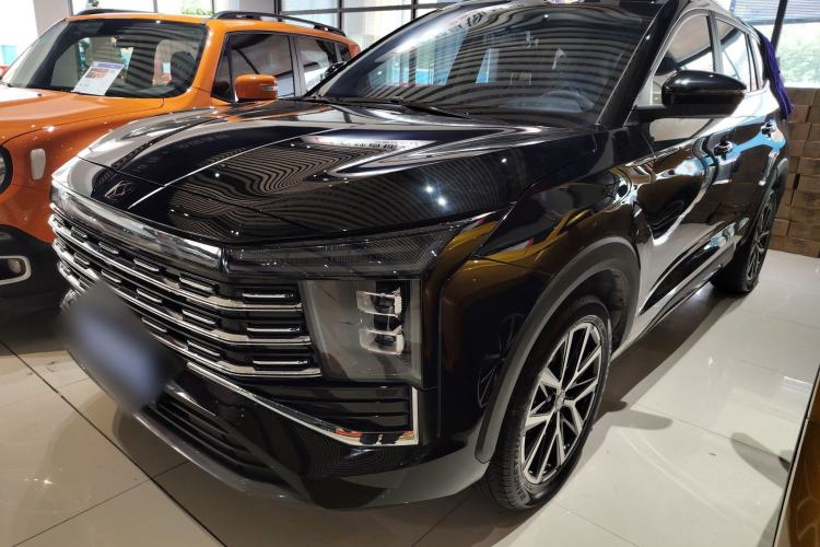 Used SOL X8 PLUS 2023 1.5 TGDI DCT Smart Home Edition 7-Seater