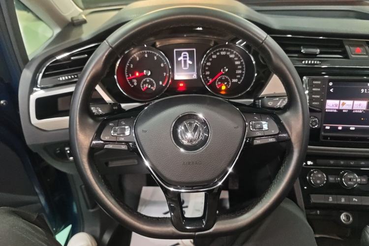 Used Volkswagen Touran 2018 Volkswagen Touran L 280TSI DSG Comfort Edition 7-seater