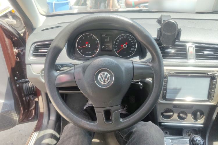 Used Volkswagen Lavida 2013 Revised Version 1.4 TSI Manual Comfort Edition
