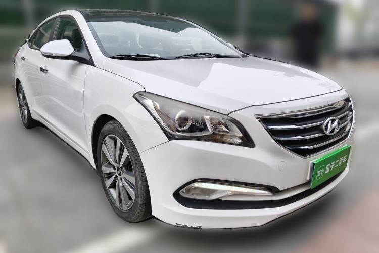 Used Hyundai Mistra 2014 1.8L Automatic Deluxe DLX Model Front Right 45 Deg