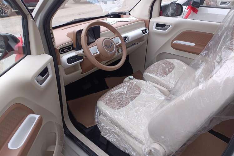 Used Wuling Hongguang MINIEV 2024 3rd Generation 215km Youth Edition