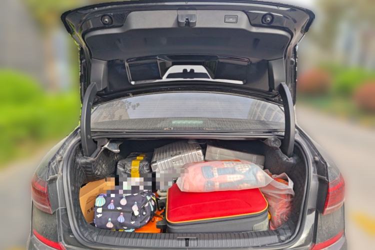 Used Volkswagen Passat 2022 330TSI Luxury Edition Trunk