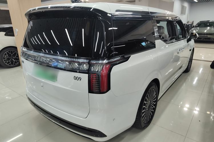 Used Zeekr 009 2022 WE Edition
