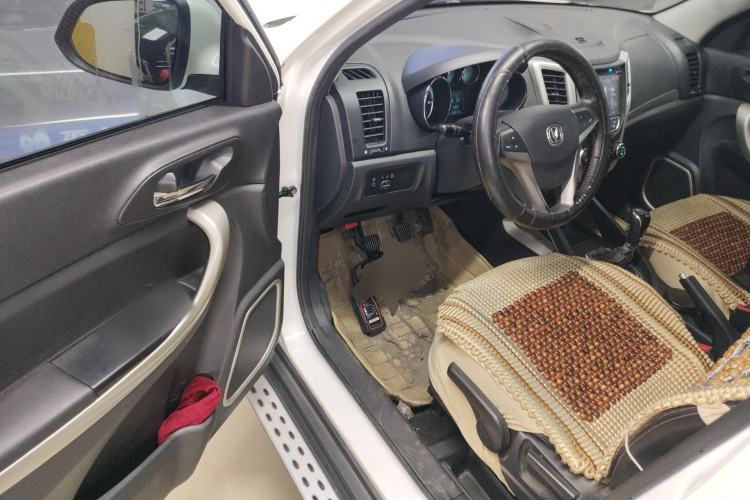 Used CHANGAN CS35 2014 1.6L Manual Luxury Model China IV Standard