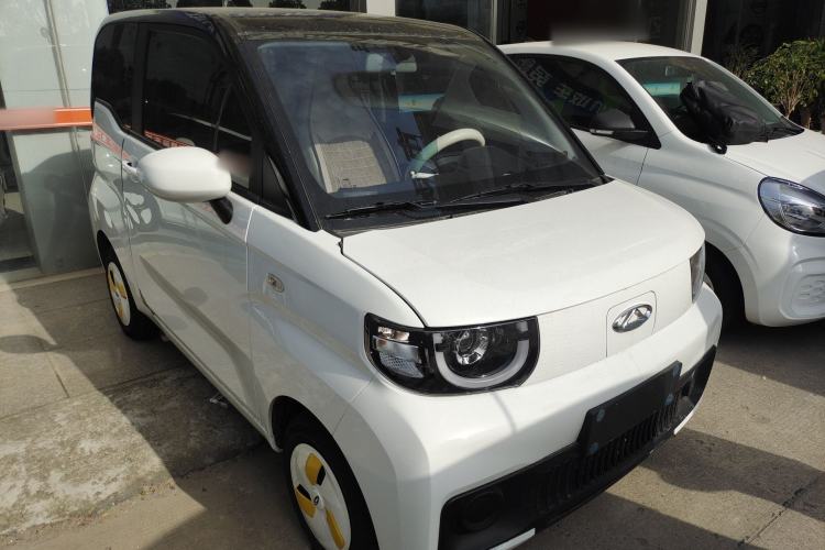Used Chery QQ Ice Cream 2022 120km Conical Shape Lithium Iron Phosphate Front Right 45 Deg