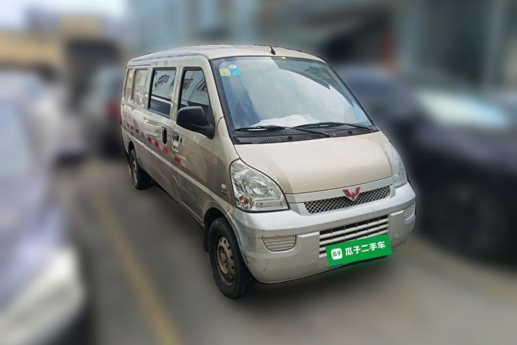 Used Wuling Rongguang 2019 1.5L Extended-Body Van Base Model with 5 Seats
