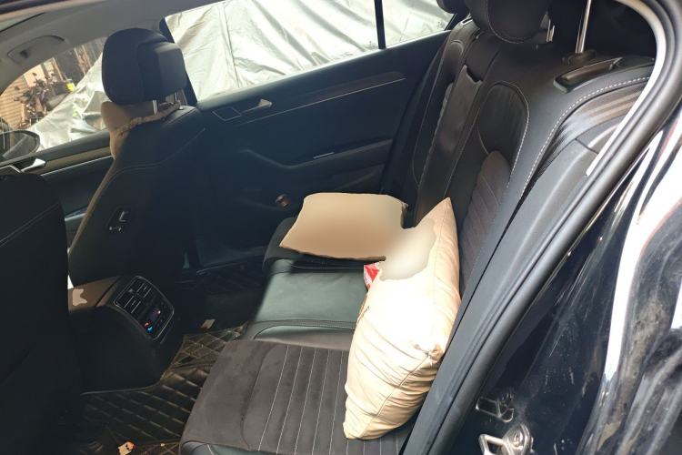 Used Volkswagen Magotan 2020 330TSI DSG Luxury Edition Left Rear Seat