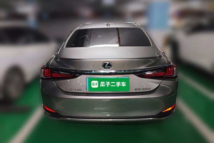 Used Lexus ES 2021 200 Excellence Edition
