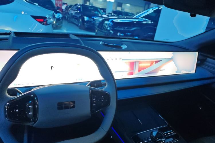 Used Geely Galaxy E8 2025 575 km Exploration Intelligent Driving Edition Center Console