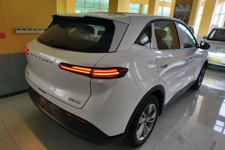 Used Bestune Yueyi 03 2025 445km Joyful Edition
