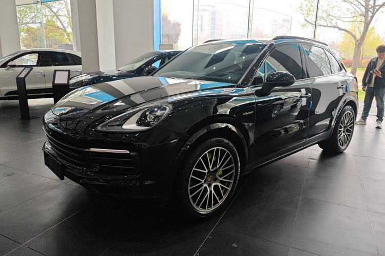 Used Porsche Cayenne E-Hybrid 2023 Cayenne E-Hybrid 2.0T Platinum Edition