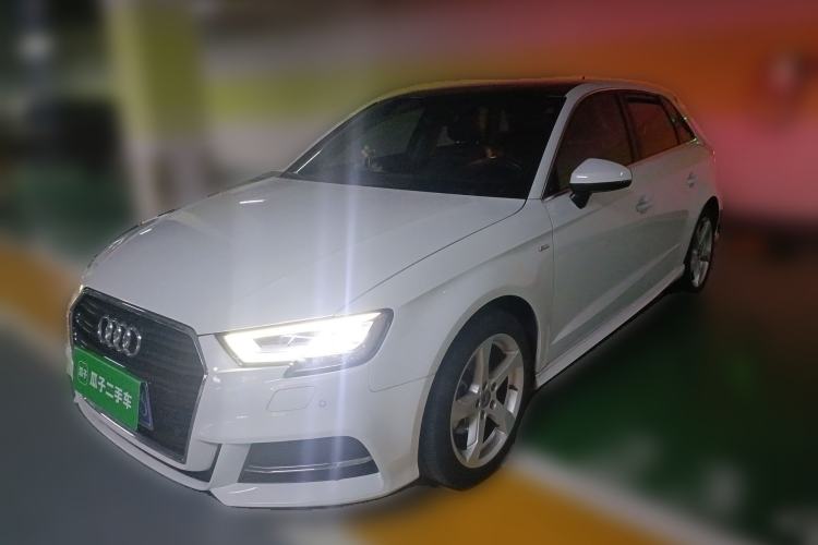 Used Audi A3 2019 Sportback 35 TFSI Fashion Edition China VI Emission Standard
