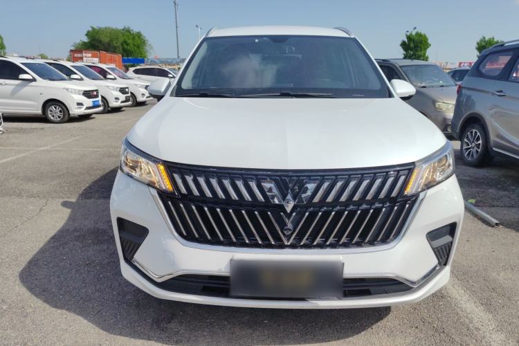 Used Wuling Jiachen 2022 1.5T Manual Comfort & Dynamic Version
