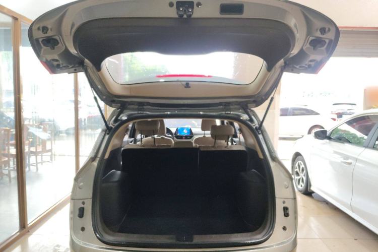 Used Baojun 310W 2017 1.5L Manual Comfort Version China VI Emission Standard